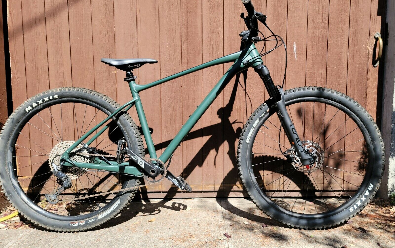 Giant Fathom MTB 29 2 - Fresh Stock Dated December 2025