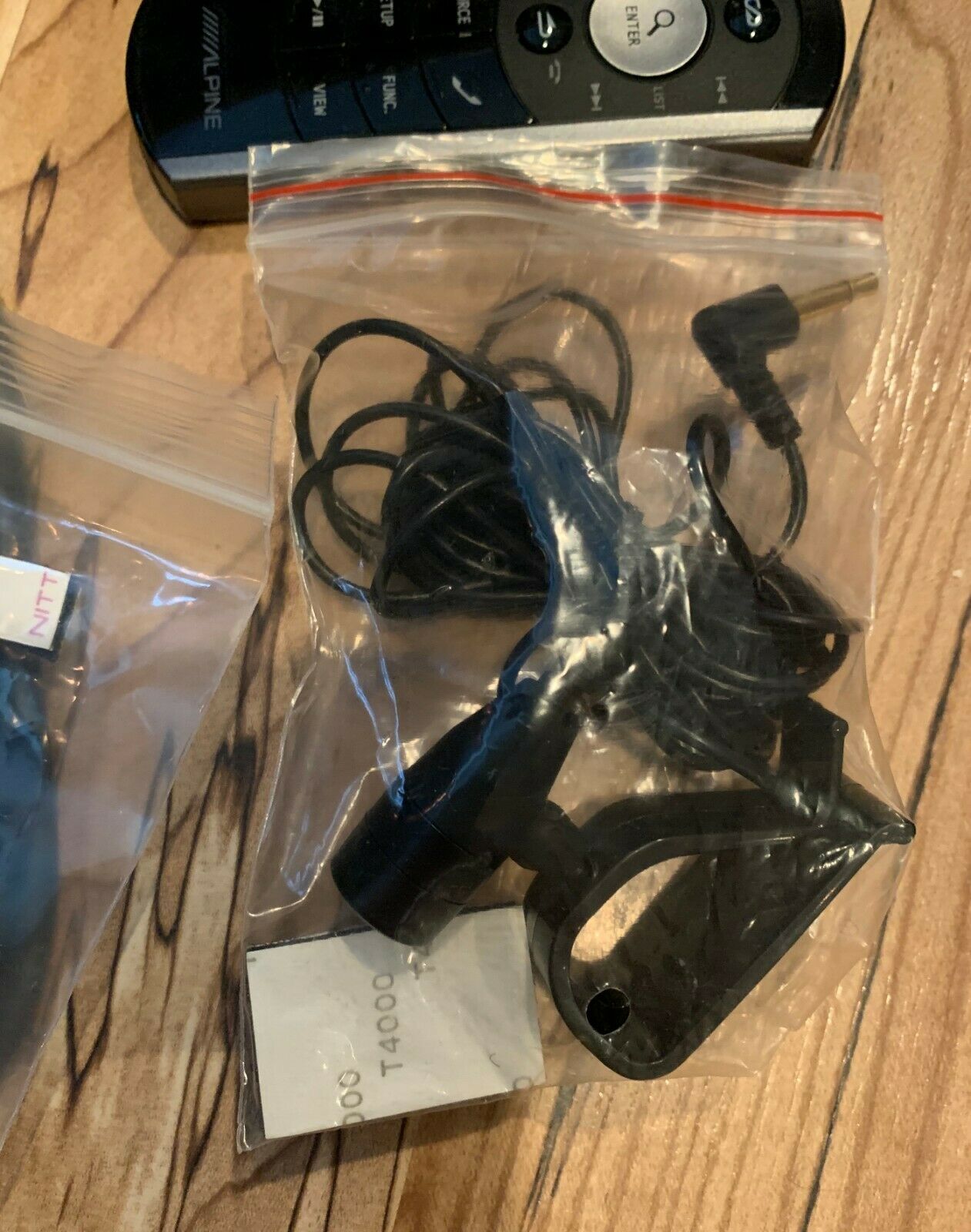 ALPINE EX-10 UNIVERSAL PHONE BLUETOOTH HANDS FREE CAR FM TRANSMITTER RETRO FIT - Fresh Stock Dated December 2025