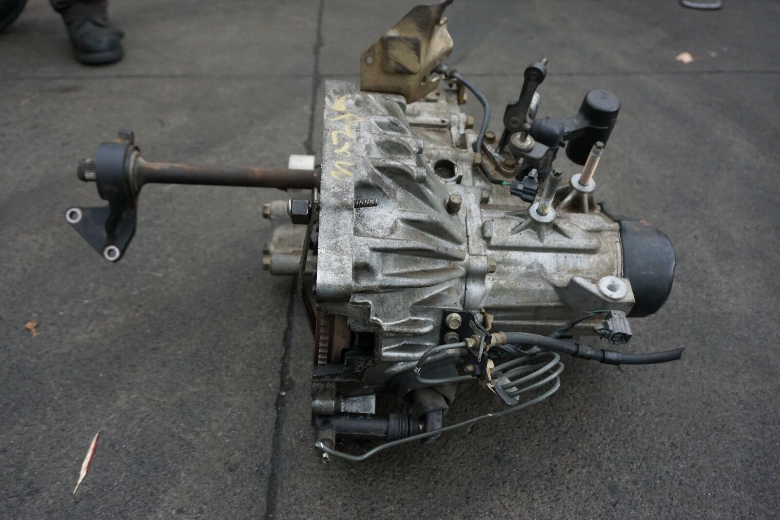 JDM 2002-2005 Mazda 6 Transmission Manual 5 Speed L3 2.3L L3-VE L3-DE + Clutch - Fresh Stock Dated December 2025