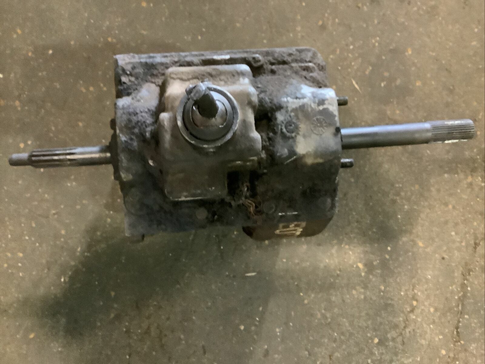 1980-1987 FORD BRONCO F-SERIES COMPLETE 4X4 NP435 MANUAL TRANSMISSION E0TA-DB - Fresh Stock Dated January 2026