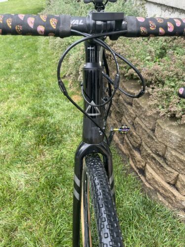 Fuji Cross 2.0 LE Series Gravel Cyclocross Road Bike 58 cm - Fresh Stock Dated December 2025