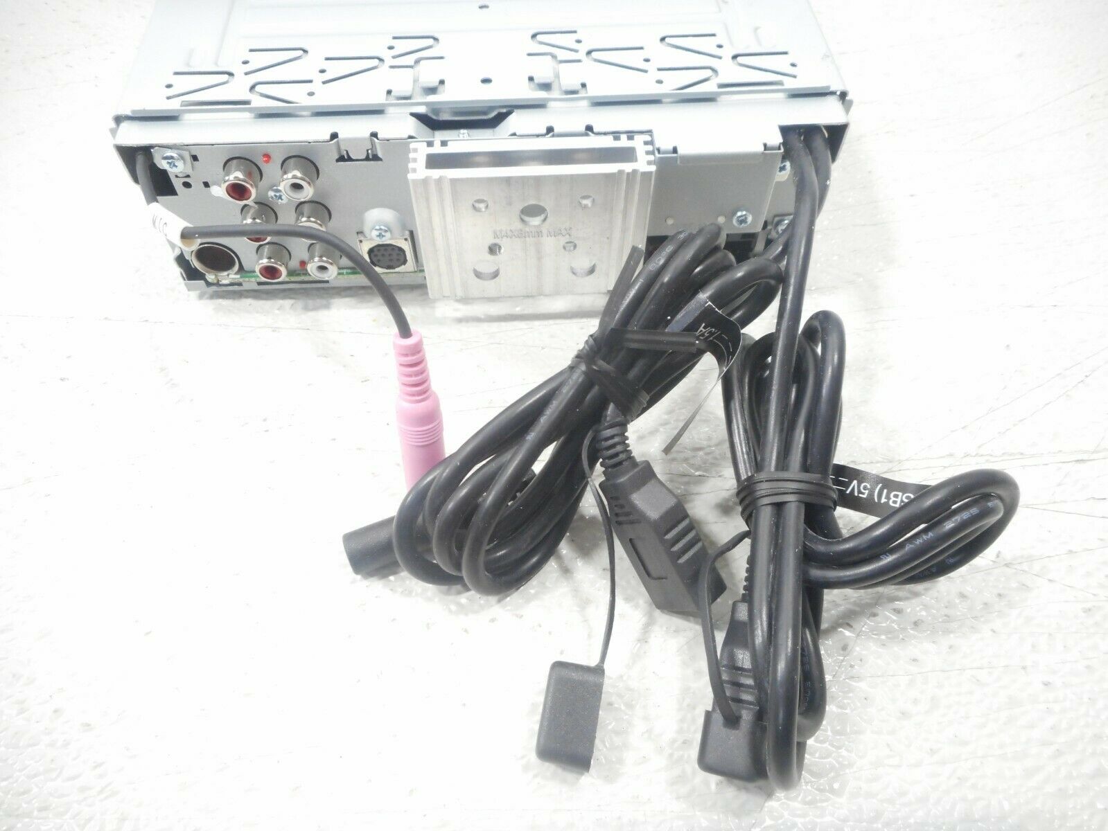 Kenwood KDC-BT772HD DIN CD Car Stereo Receiver with Bluetooth and HD-Radi. - Fresh Stock Dated December 2025