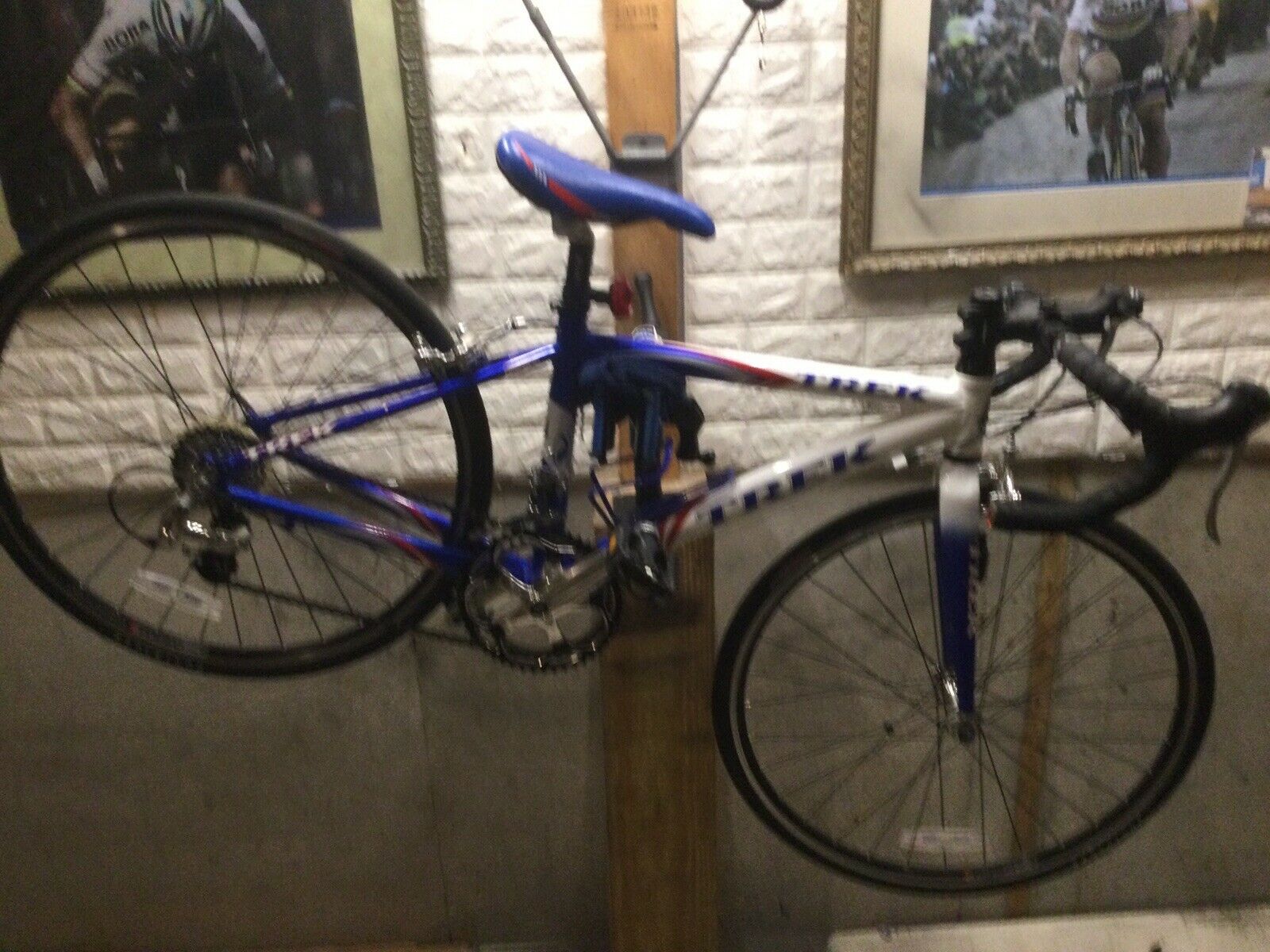 Kids Trek Bike 40cm Beautiful - Fresh Stock Dated December 2025