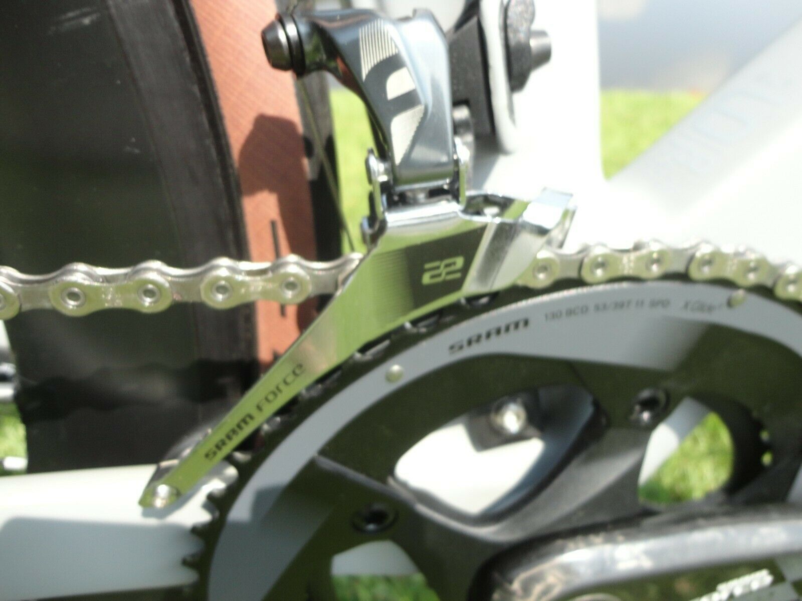 Trek Madone SLR 6 DISC SRAM + Carbon Wheels 58cm - Fresh Stock Dated January 2026