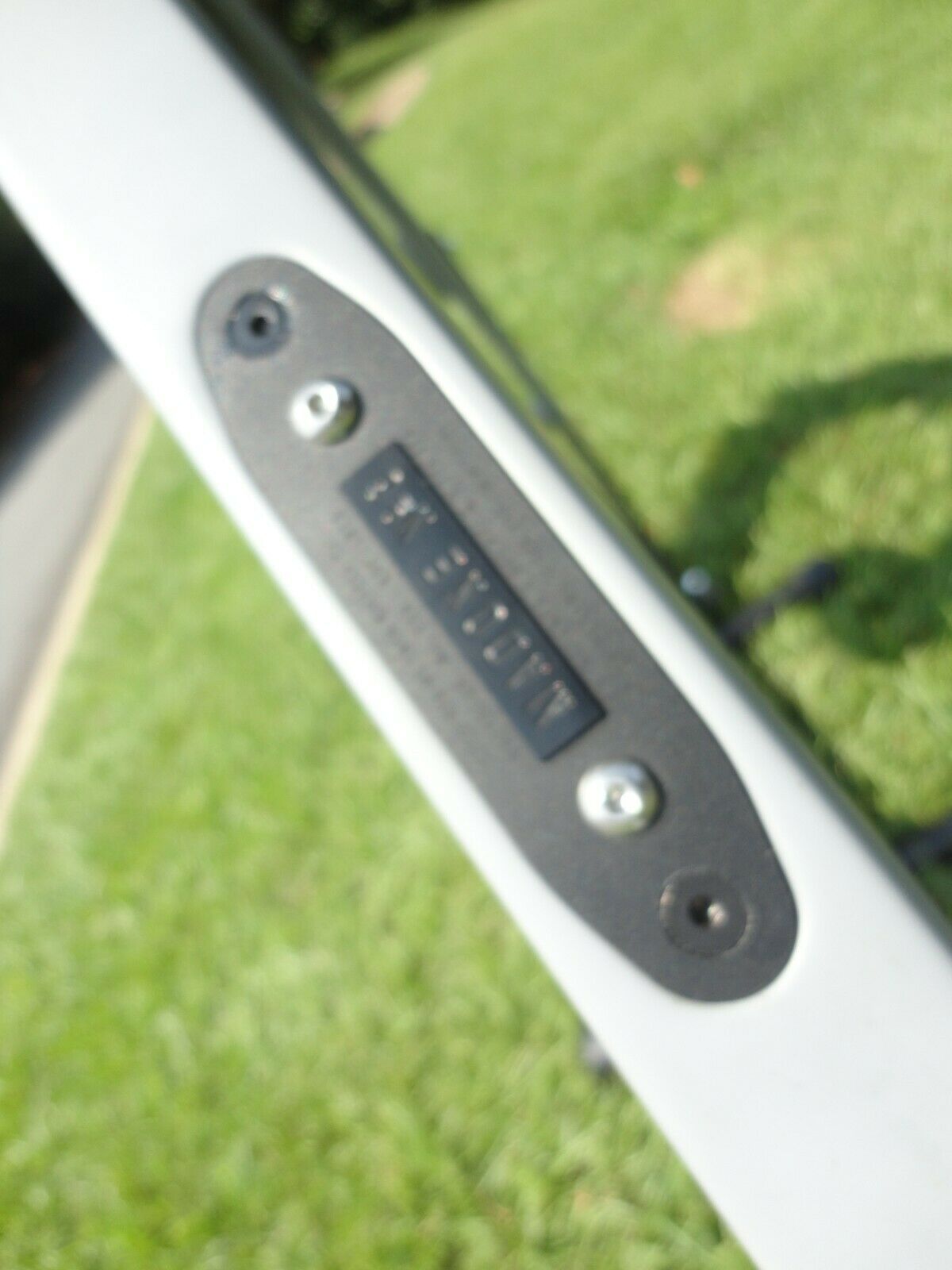 Trek Madone SLR 6 DISC SRAM + Carbon Wheels 58cm - Fresh Stock Dated January 2026