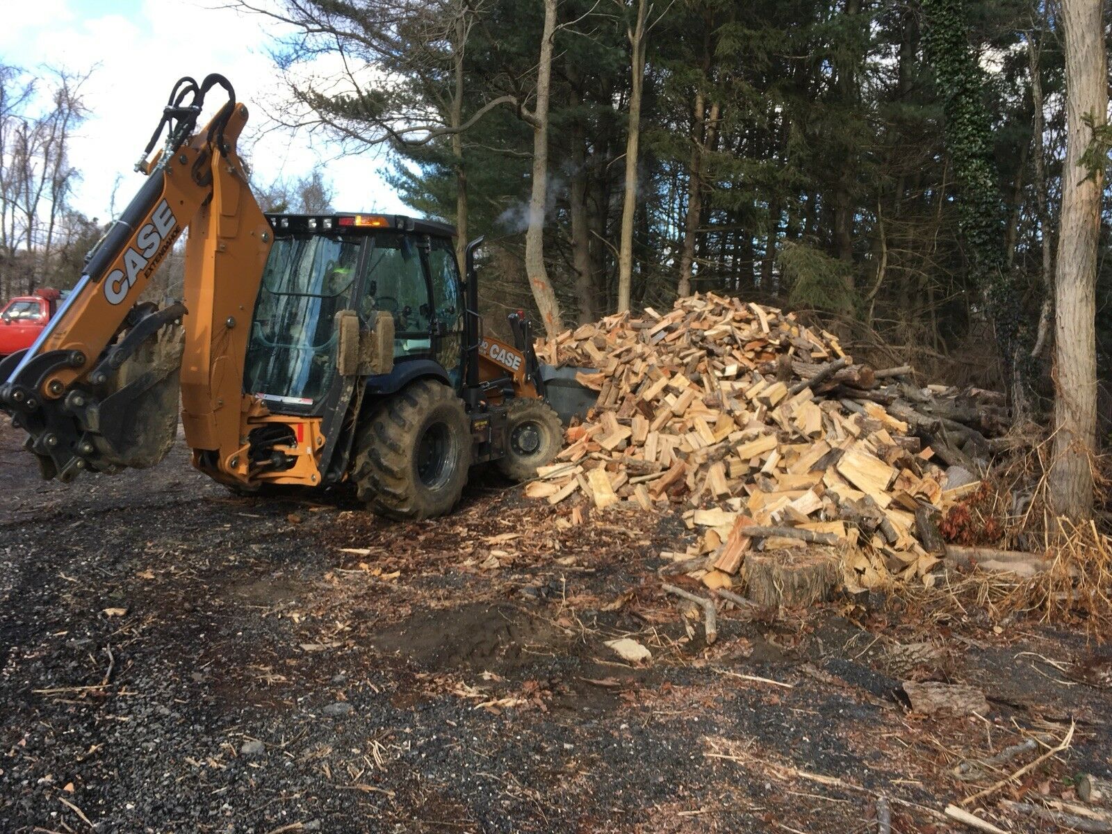 split seasoned firewood  all premium hardwood  MOVING SELL.. MUST SELL ALL Cheap - Fresh Stock Dated January 2026