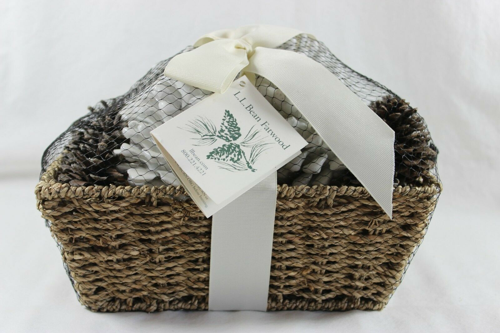 L. L. Bean Winter White Fire-Starter Gift Basket Fatwood Kindling Pinecones - Fresh Stock Dated December 2025
