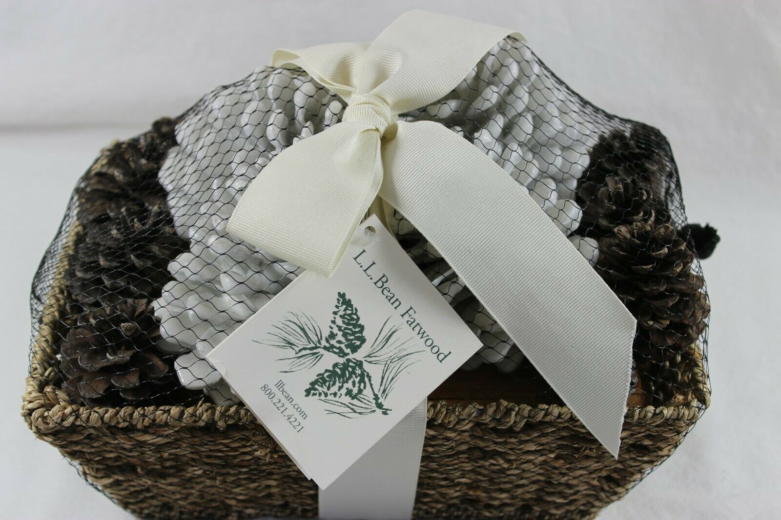 L. L. Bean Winter White Fire-Starter Gift Basket Fatwood Kindling Pinecones - Fresh Stock Dated December 2025