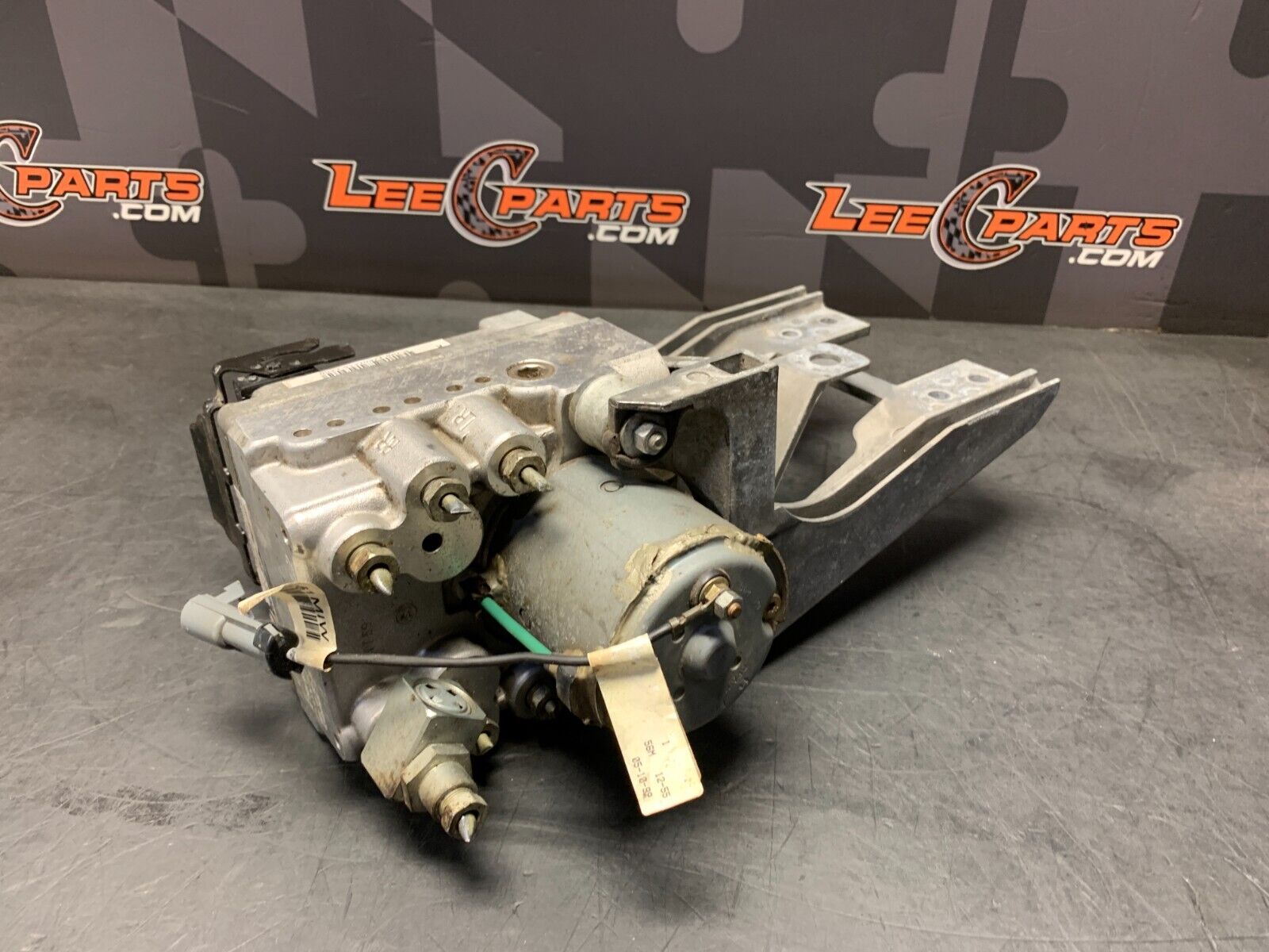 1999 CORVETTE C5 FRC OEM 09360921 ABS ANTI LOCK BRAKE PUMP MODULE V CODE **READ* - Fresh Stock Dated December 2025