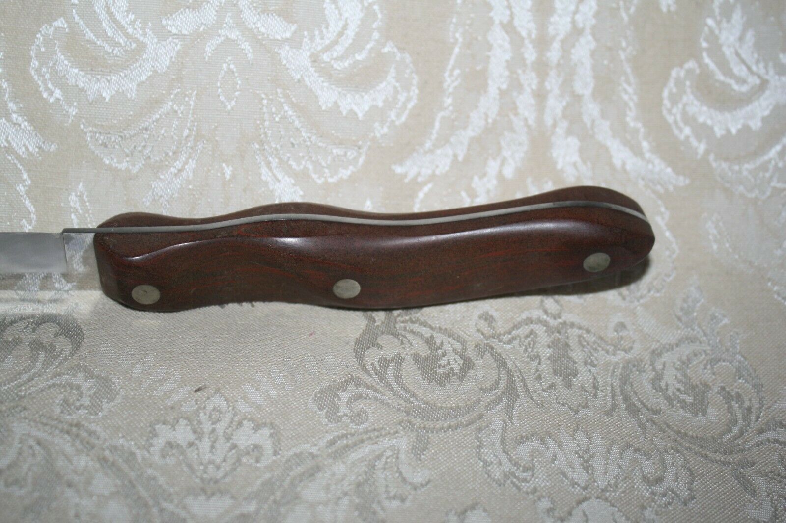 Vintage CUTCO Bread Slicing KNIFE No 24 Brown Handle 9.5