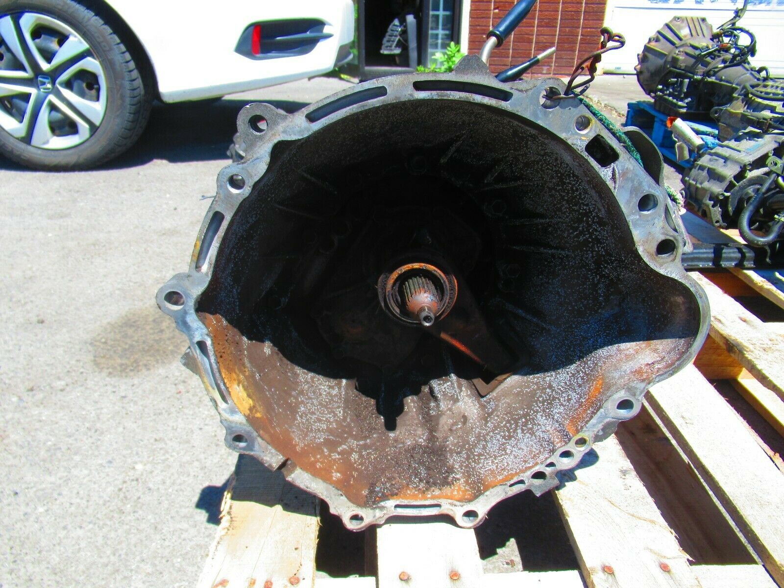 TOYOTA TACOMA HILUX SURF 2.4L DIESEL 2L-TE 2L 4X4 GEARBOX TRANSMISSION 2LTE 2L - Fresh Stock Dated December 2025