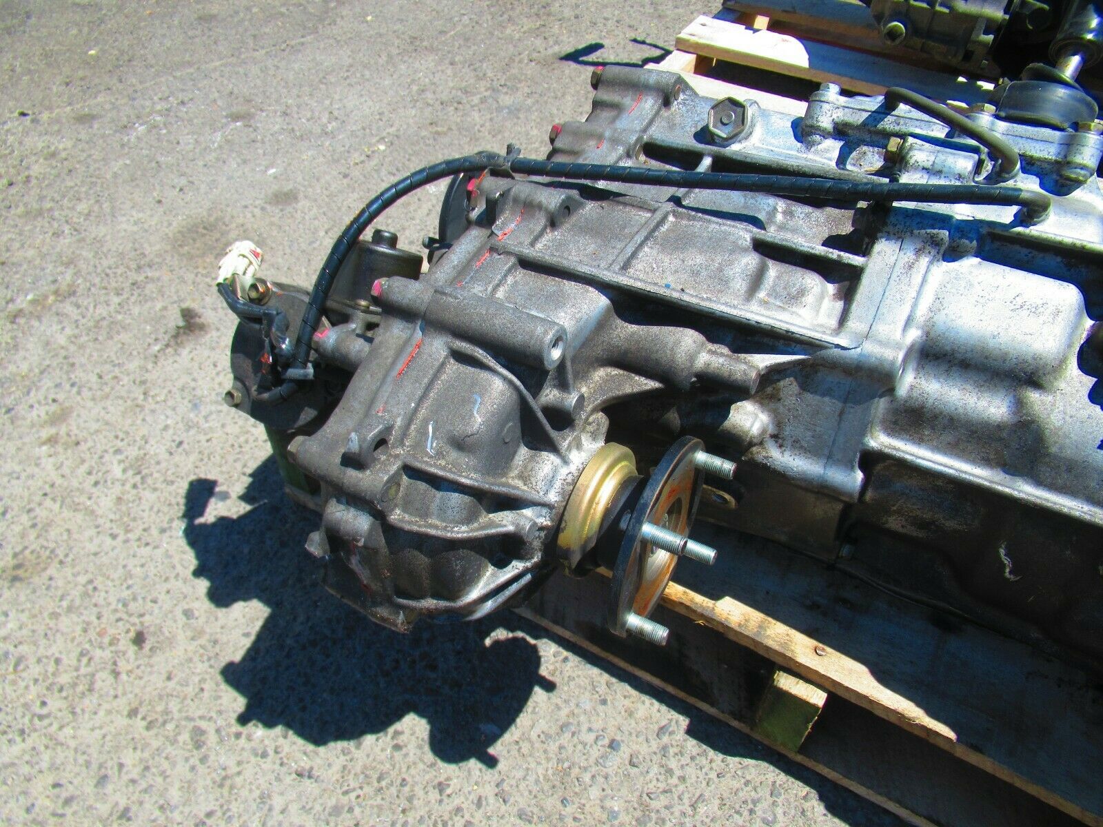 TOYOTA TACOMA HILUX SURF 2.4L DIESEL 2L-TE 2L 4X4 GEARBOX TRANSMISSION 2LTE 2L - Fresh Stock Dated December 2025