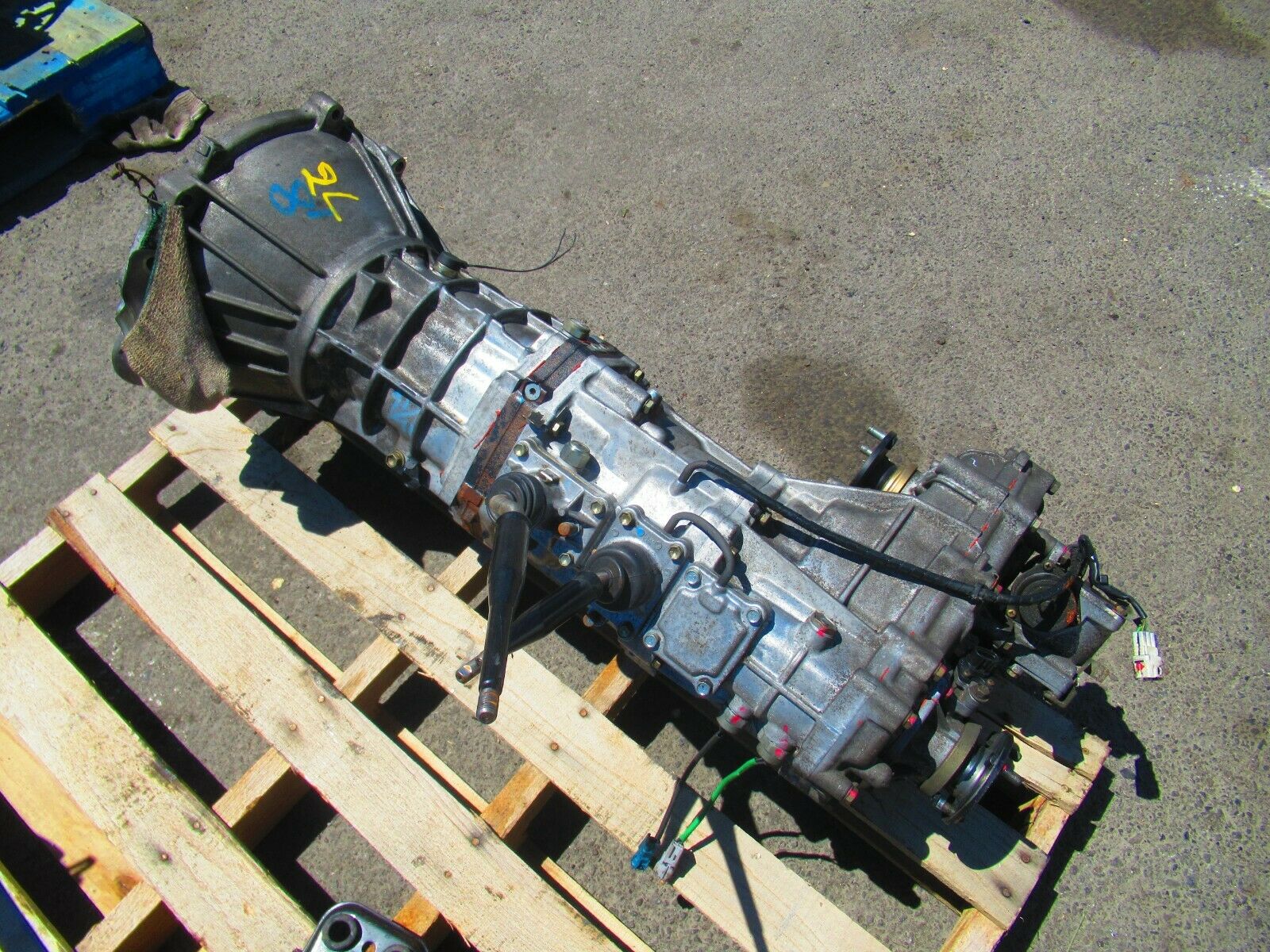 TOYOTA TACOMA HILUX SURF 2.4L DIESEL 2L-TE 2L 4X4 GEARBOX TRANSMISSION 2LTE 2L - Fresh Stock Dated December 2025