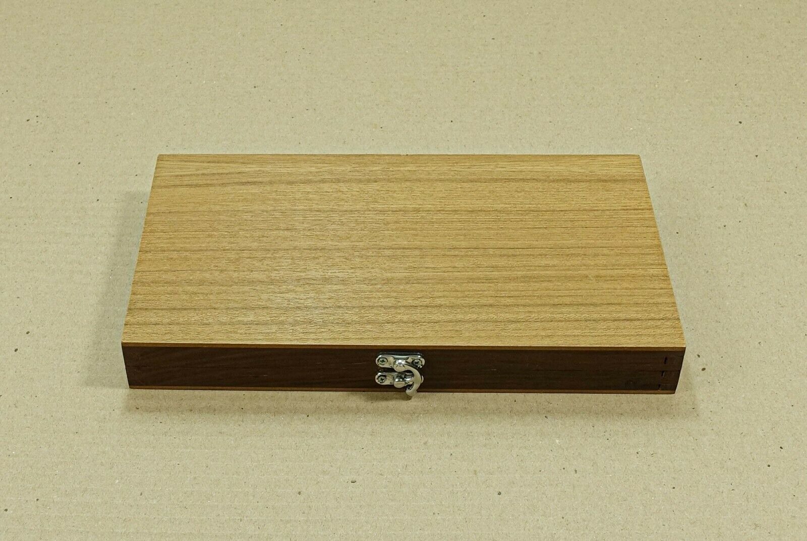 Set of 6 French Laguiole handle steak knives - Fresh Stock Dated January 2026