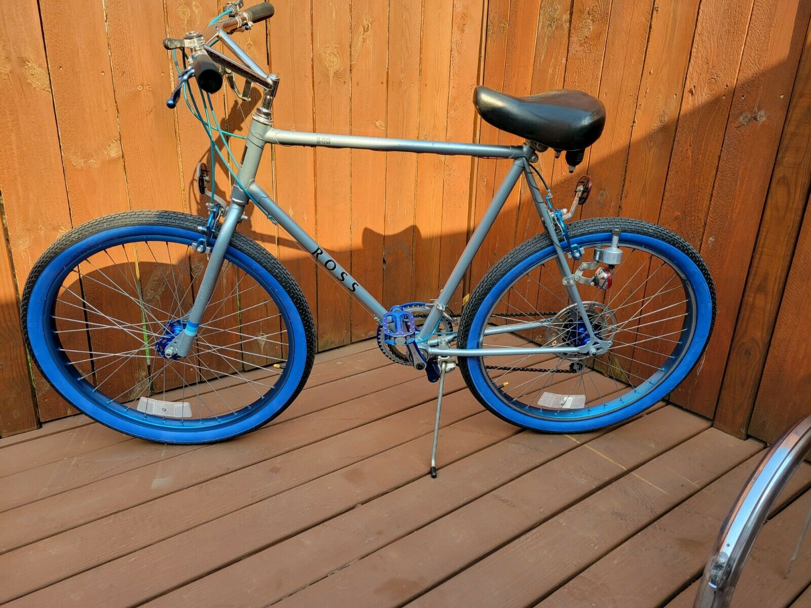 Vintage Ross Hi-tech Mt. St Helens Mtb - Fresh Stock Dated December 2025