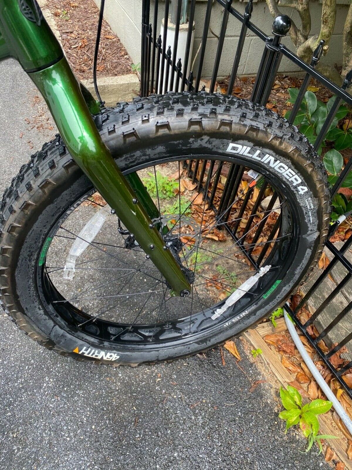 Salsa Blackborow GX Eagle Green (L) Large 1 x 12 Fat Tire Bike 27.5in - Fresh Stock Dated December 2025