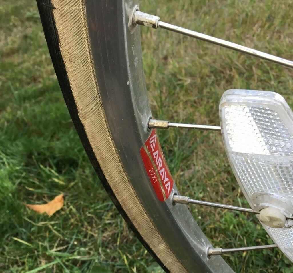 Vintage Univega 12 Speed Viva Sport Bicycle - Fresh Stock Dated January 2026