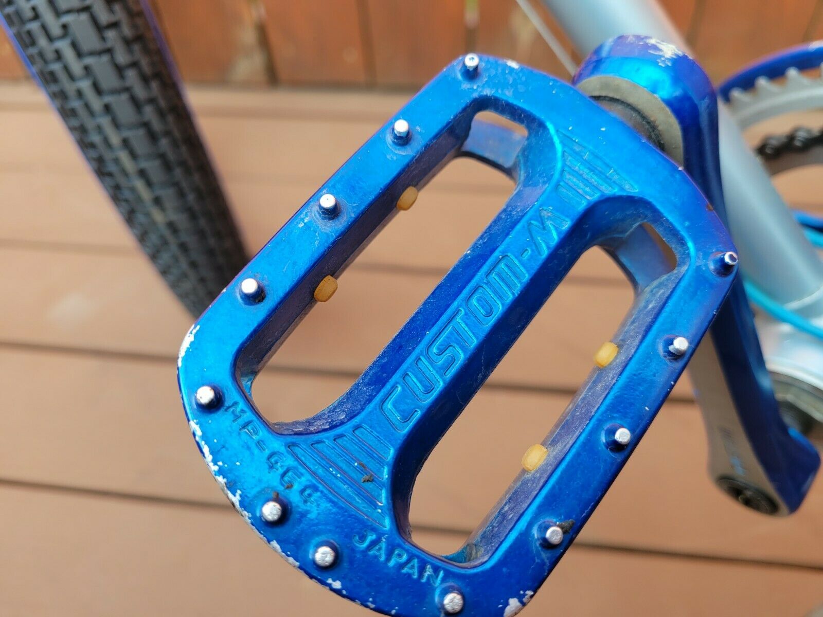 Vintage Ross Hi-tech Mt. St Helens Mtb - Fresh Stock Dated December 2025