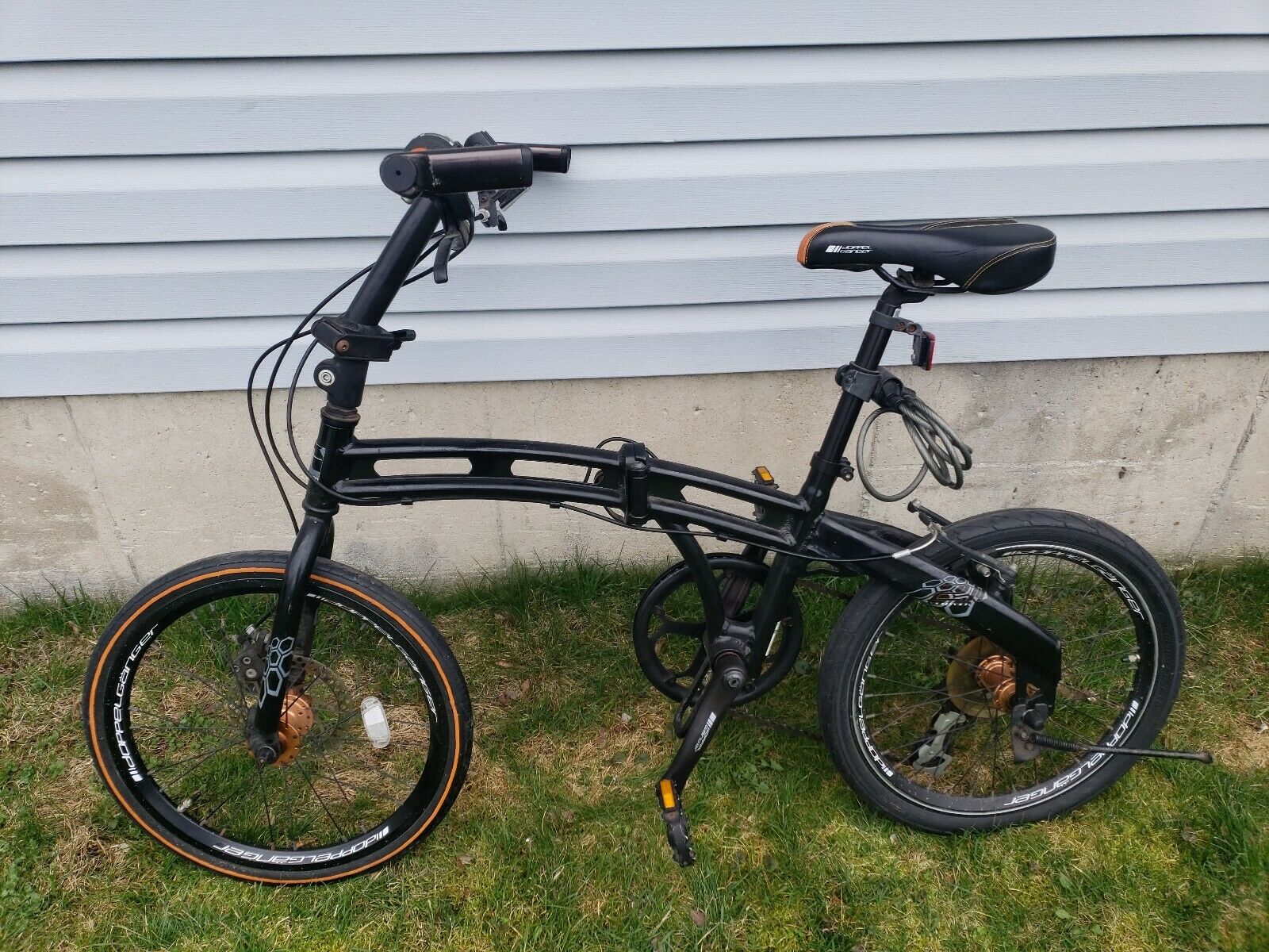 DOPPEL GANGER folding commuter bike, Folding Bike, Travel Bike LOCAL PICKUP ONLY - Fresh Stock Dated December 2025