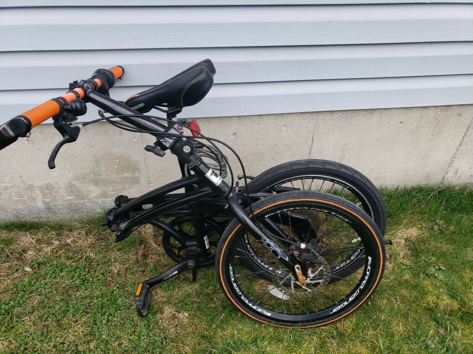 DOPPEL GANGER folding commuter bike, Folding Bike, Travel Bike LOCAL PICKUP ONLY - Fresh Stock Dated December 2025