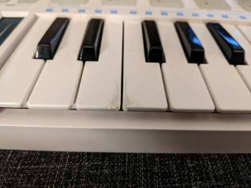 Arturia Minilab gen 1 - Fresh Stock Dated December 2025