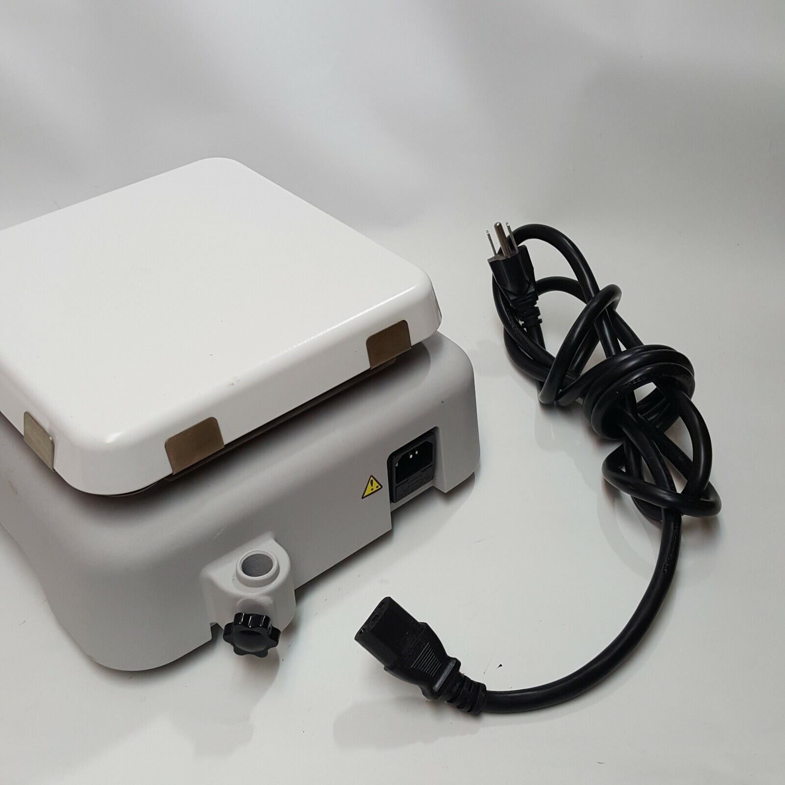 Flinn Scientific, Inc. Hot Plate Model AP8183  Tested.  Rare. - Fresh Stock Dated February 2026