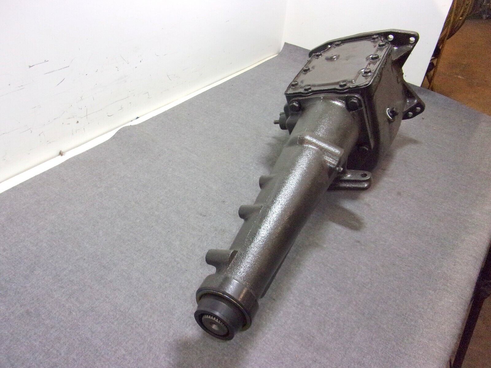 1970 FORD TOP LOADER 4 SPEED RUG-AU CLOSE 2.32 4 SP 429 FAIRLANE REBUILT 10 x 31 - Fresh Stock Dated December 2025