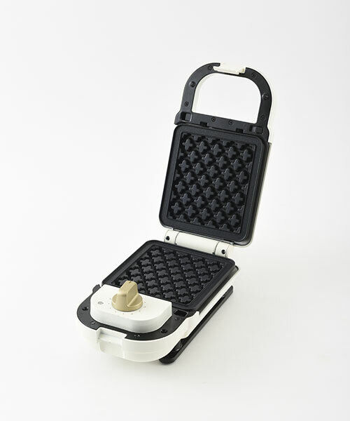 Bruno Peanut Snoopy Single Waffle Plate for Hot Sand Maker Japan Official Track# - Fresh Stock Dated February 2026