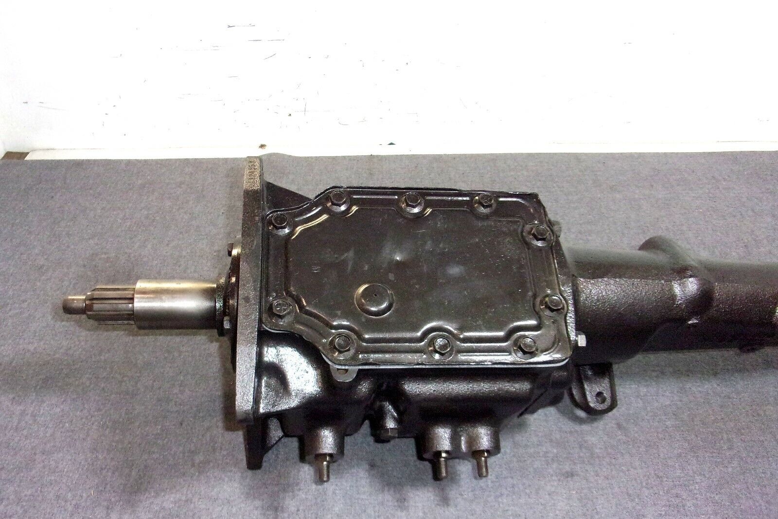 1970 FORD TOP LOADER 4 SPEED RUG-AU CLOSE 2.32 4 SP 429 FAIRLANE REBUILT 10 x 31 - Fresh Stock Dated December 2025