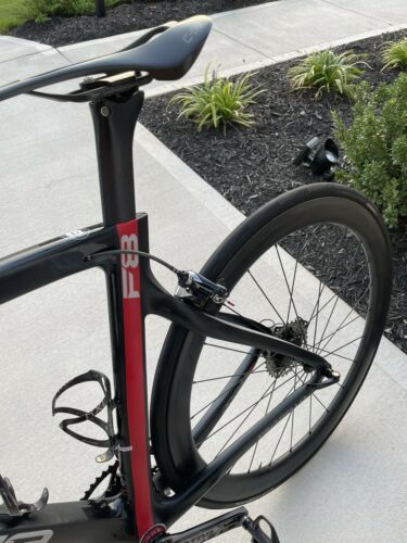 pinarello dogma f8 - Fresh Stock Dated December 2025