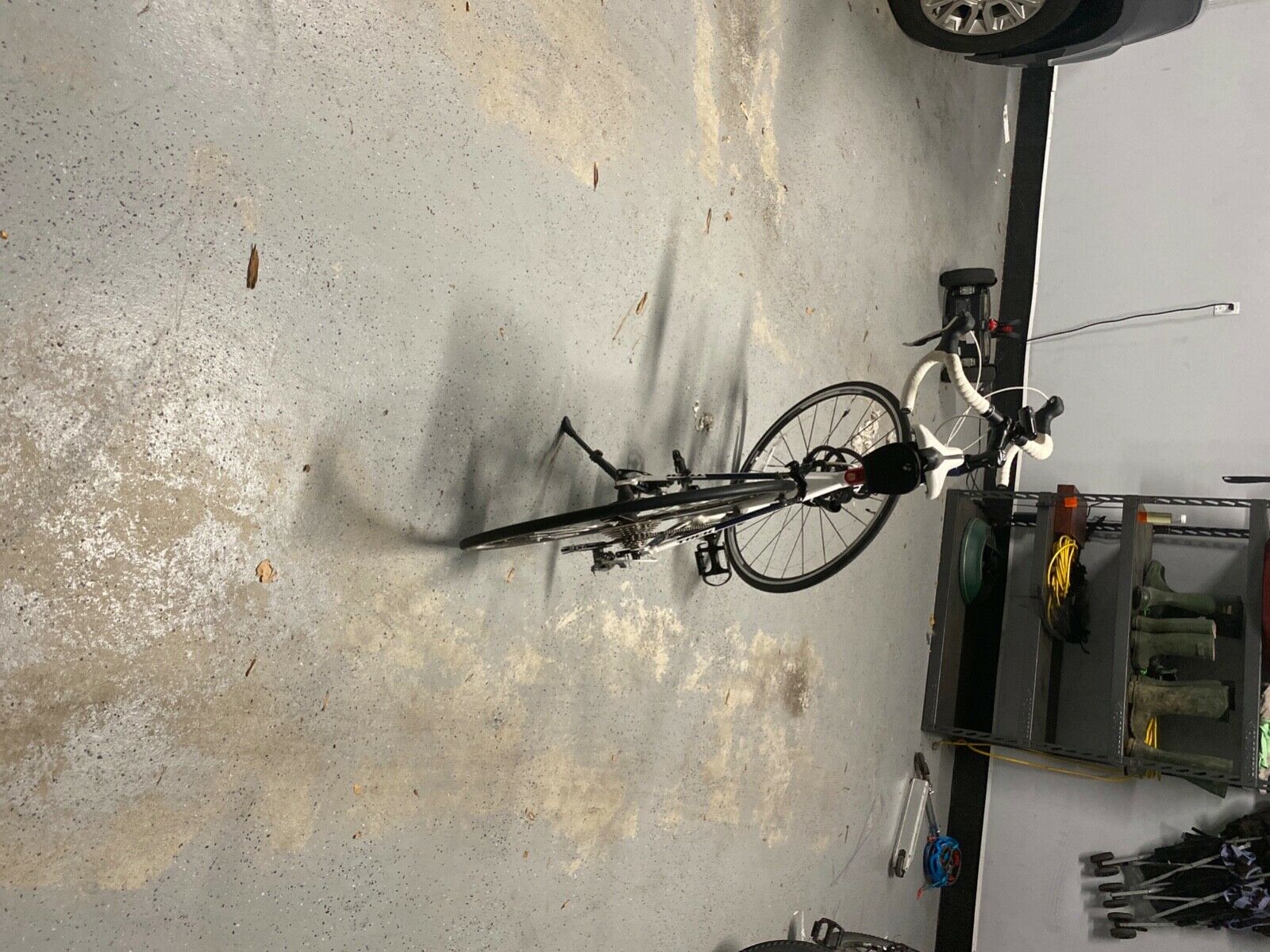 trek one series 1.5 - alpha 100 series aluminum (blue and white) (used) - Fresh Stock Dated December 2025