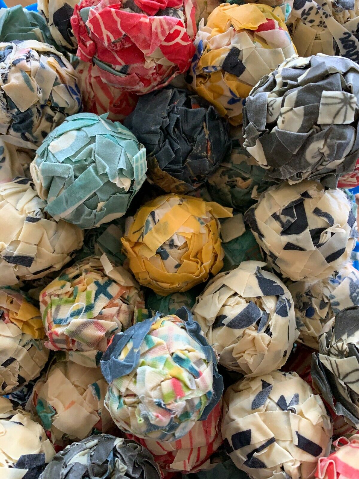 10 pieces Natural Beeswax Fire Starters HandCrafted in USA -Made in USA - Fresh Stock Dated January 2026