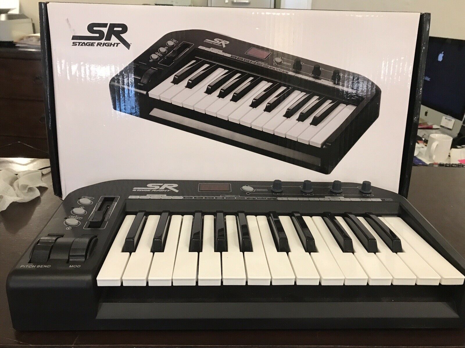 Monoprice Stage Right Midi Keyboard Controller, Black, 25 Key, with power supply - Fresh Stock Dated December 2025