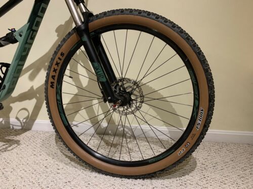 2021 Polygon Siskui T7 Mountain Bike - Fresh Stock Dated December 2025