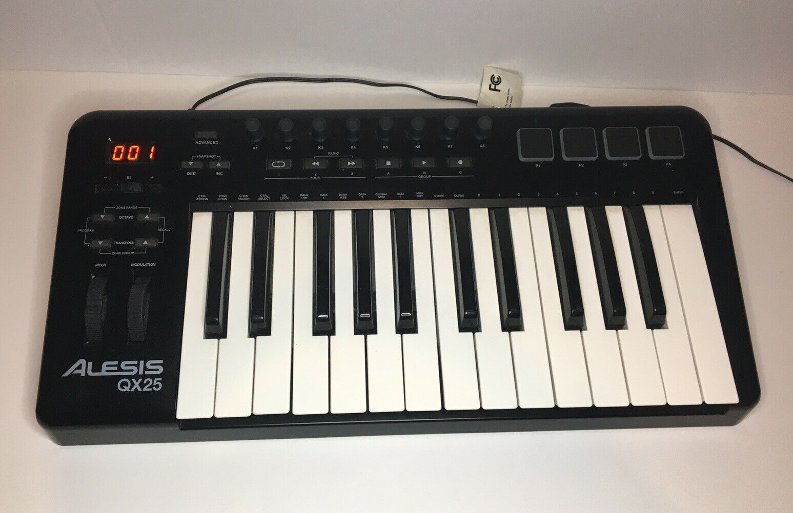 Alesis QX25 USB MIDI Digital Keyboard Controller Interface w/Drum Pads-No Cords - Fresh Stock Dated December 2025
