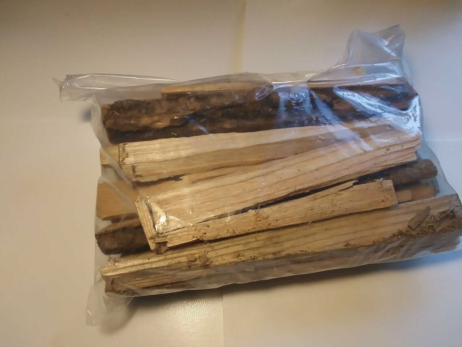 Kindling Wood. New Jersey Queen City Kindle 1Lb Ships Free - Fresh Stock Dated January 2026