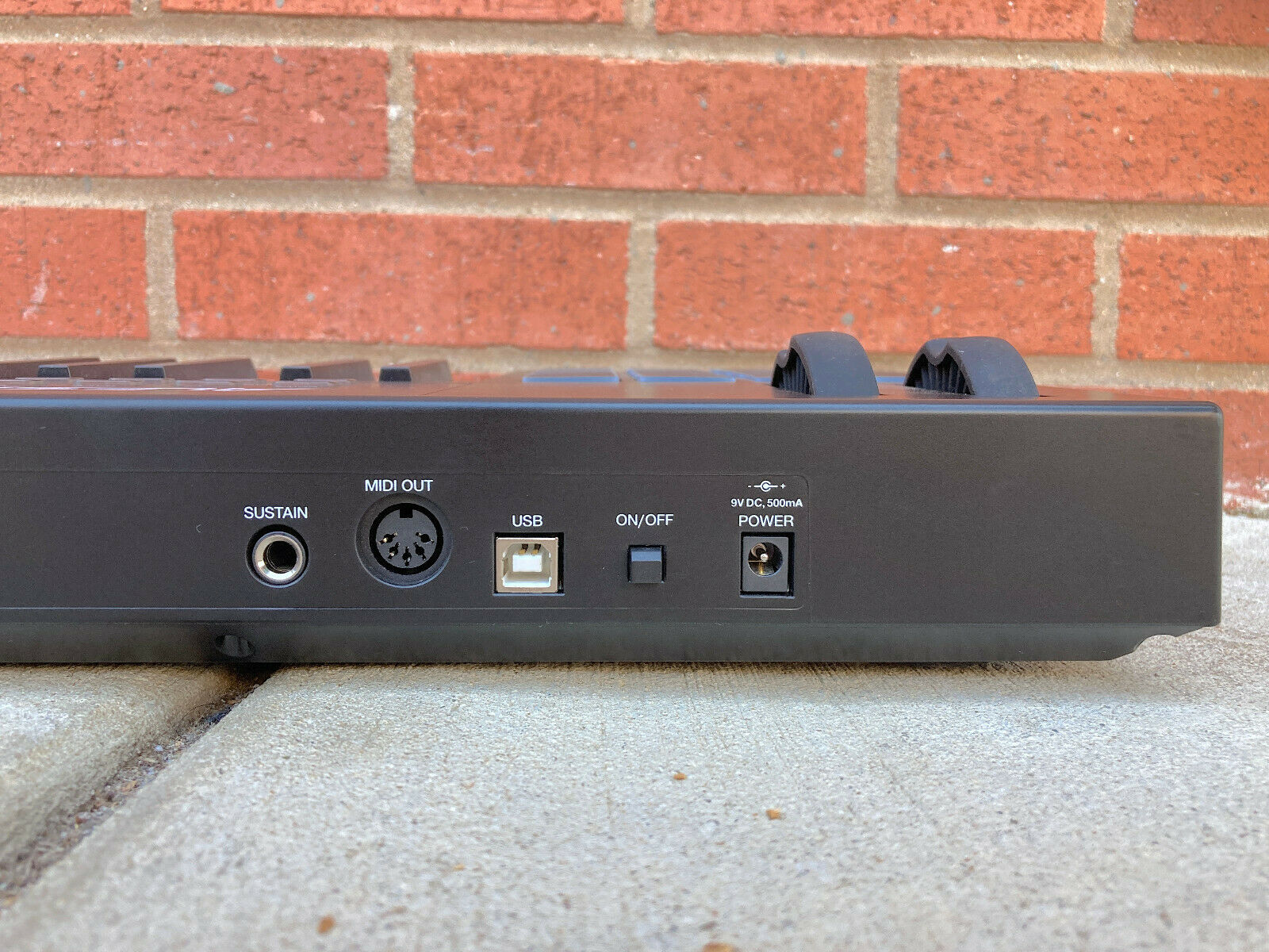 Alesis VI61 61-key Keyboard Controller USB Midi - Fresh Stock Dated December 2025