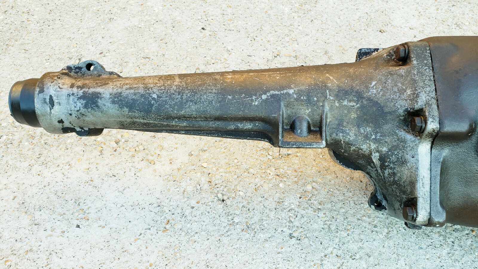 mopar E-body A230 transmission 32-spline cuda challenger deputy 3-speed 340 383 - Fresh Stock Dated December 2025