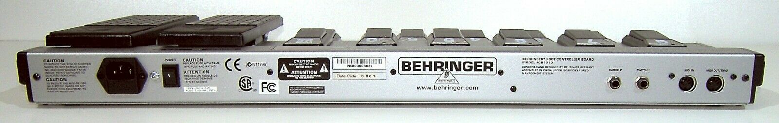 🔥【NEW in BOX】Behringer FCB1010 Ultra-Flexible MIDI Foot Controller💥GUARANTY - Fresh Stock Dated December 2025
