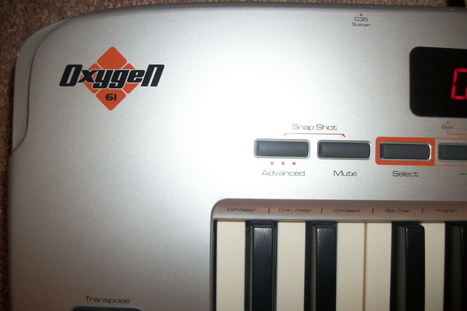 M-Audio Oxygen 61 MIDI Keyboard 3rd Generation USB interface w/Cord & Manual - Fresh Stock Dated December 2025