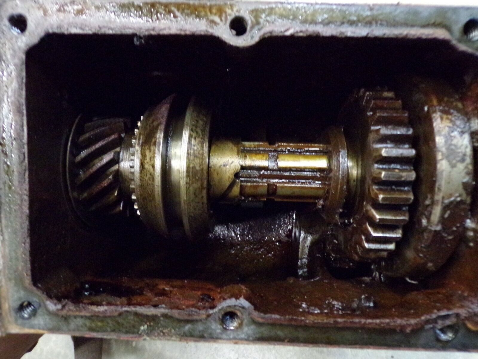 1932-1934 Ford Flathead IN N OUT Manual Transmission Top Loader Case 18-7006 - Fresh Stock Dated January 2026