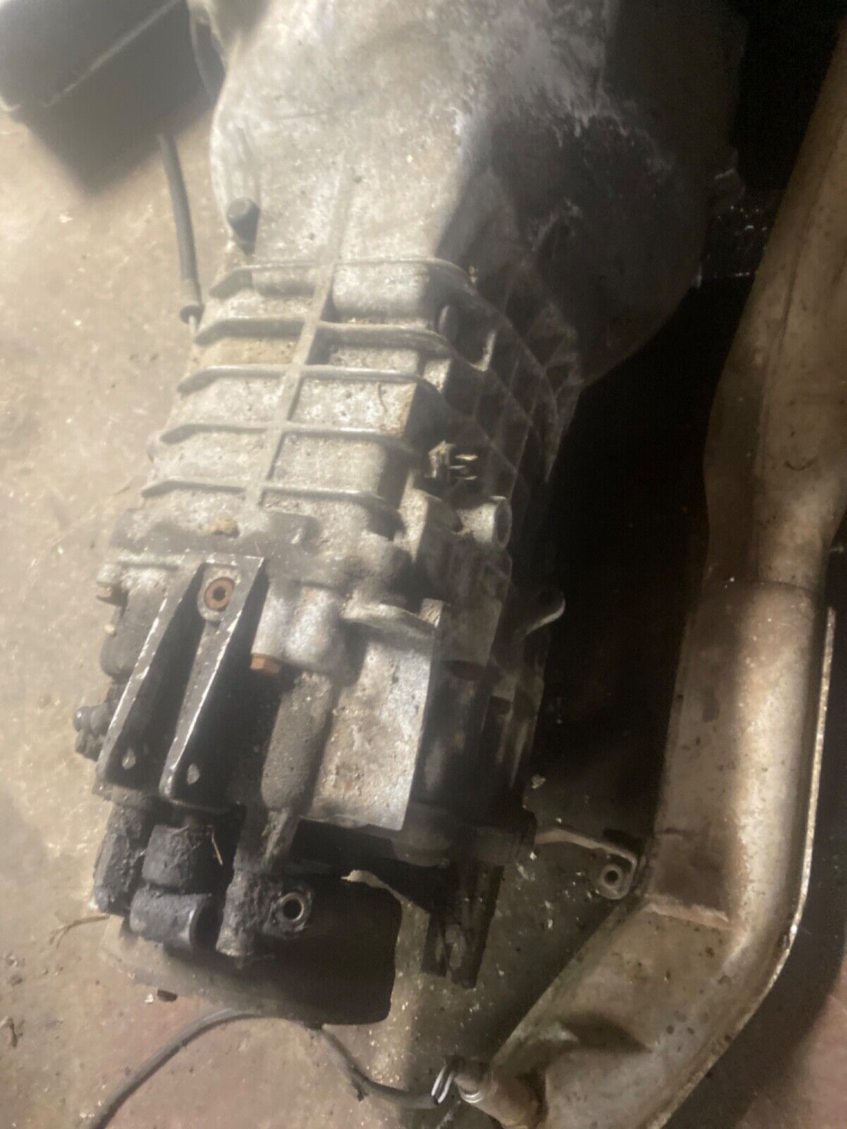 5 Speed Manual Transmission Gearbox 260 BMW 325e E30 OEM #84181 - Fresh Stock Dated January 2026