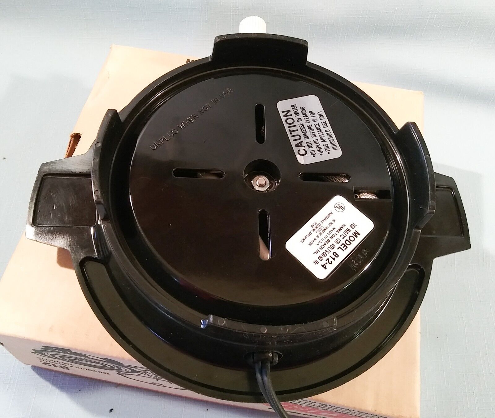 Vintage Hamilton Beach Fifth Burner Portable Stove Electric Grill #812 in Box - Fresh Stock Dated February 2026