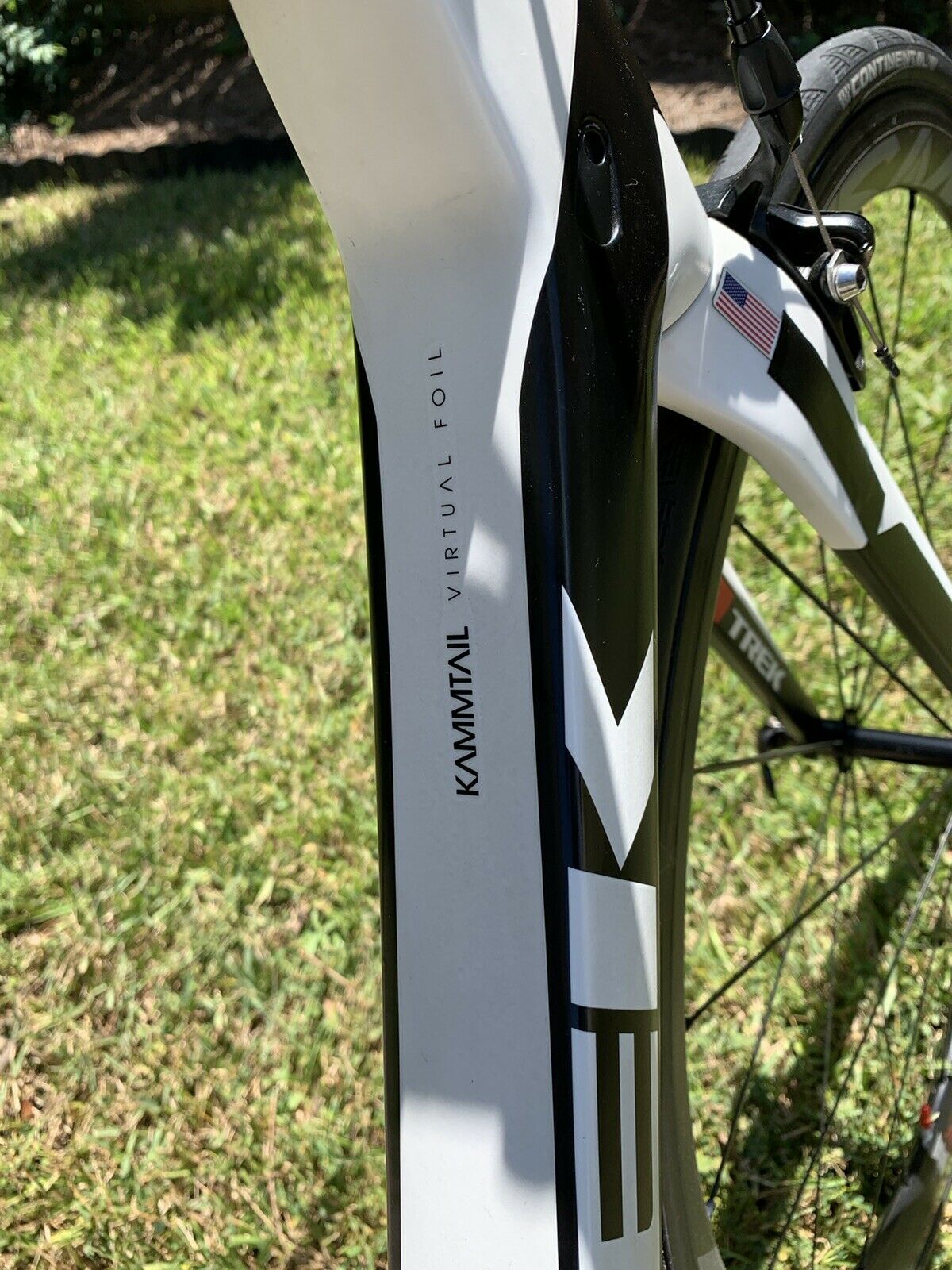 Trek Madone 5.9 Di2 56cm - Fresh Stock Dated January 2026