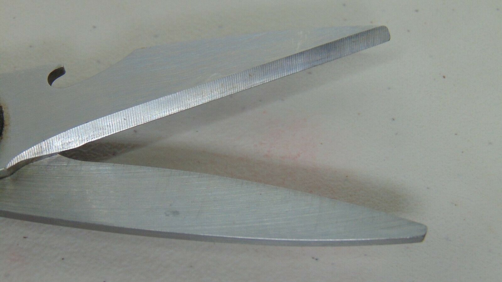 Calphalon Katana Series Shears VG-1 Japanese Steel Scissors w/ Bottle Opener - Fresh Stock Dated January 2026