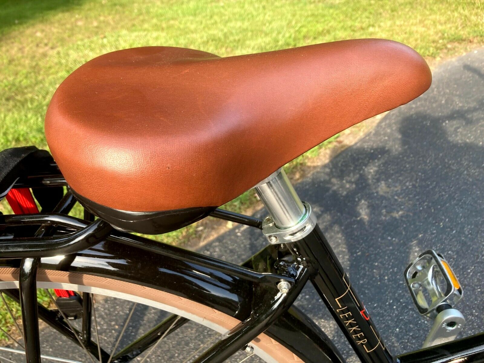 BRAND NEW Unique Women's 3 Speed Classic Dutch Cruiser bike (Lekker Jordaan) - Fresh Stock Dated January 2026