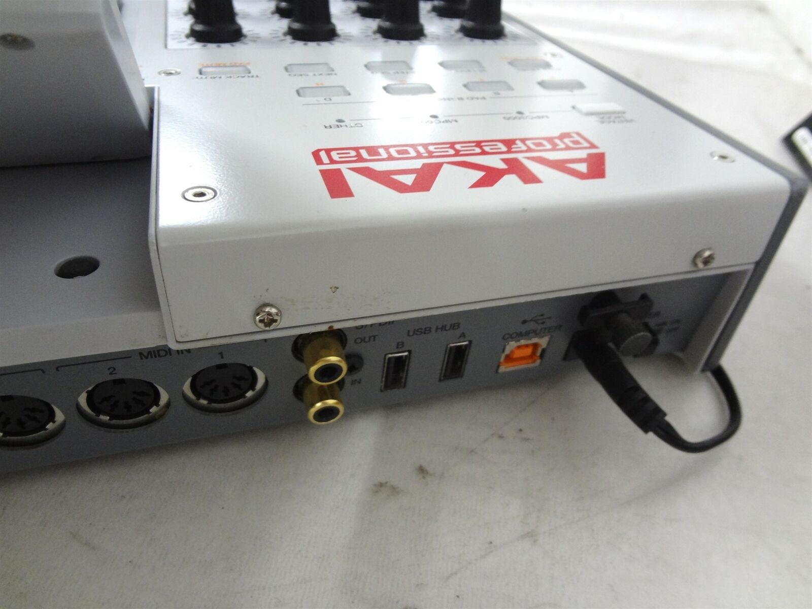 Akai MPC Renaissance PC/Mac USB MIDI Music Production Controller No Software - Fresh Stock Dated December 2025