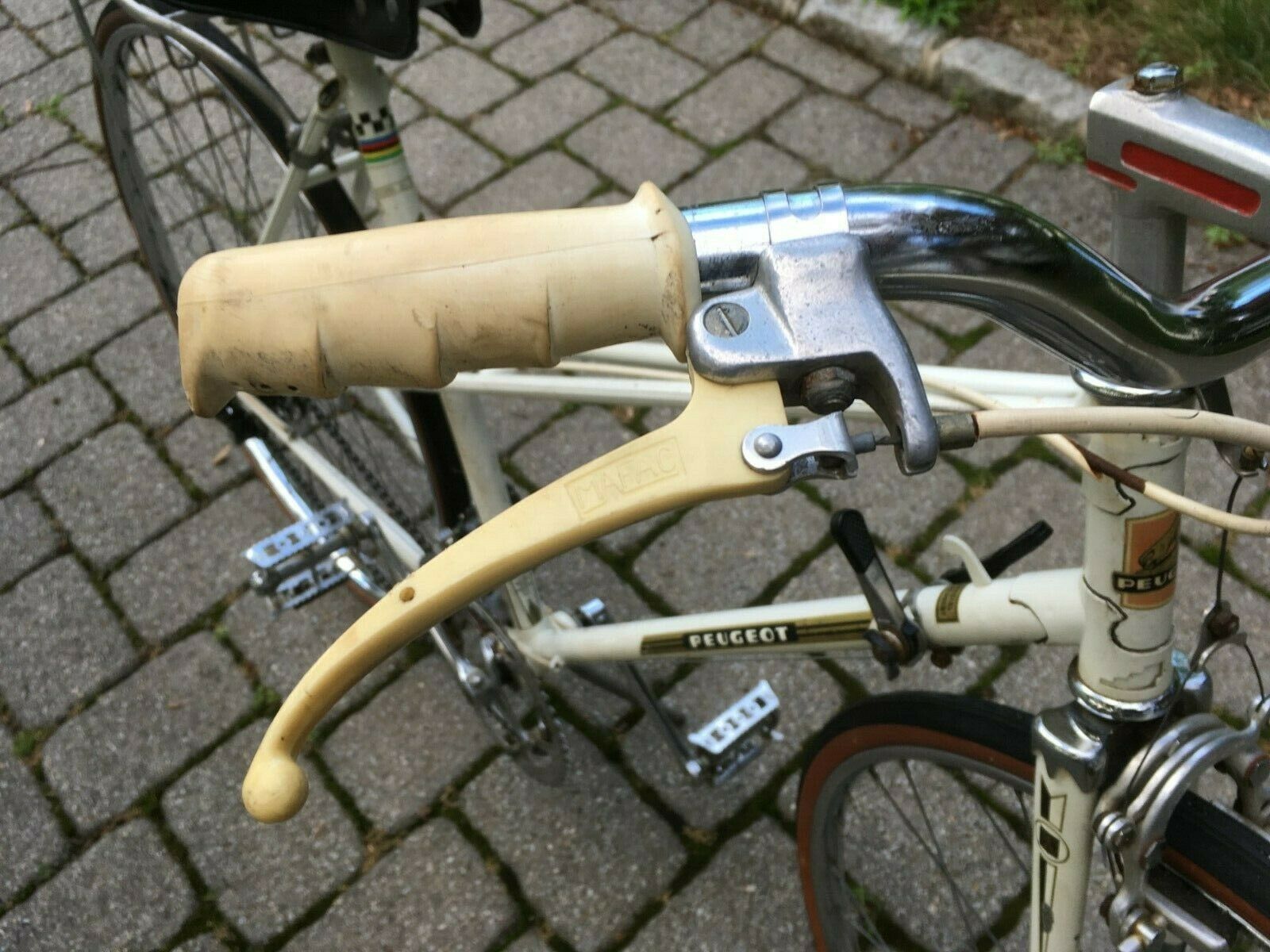 Peugeot vintage mixte white France racing bike womans mans French road bicycle - Fresh Stock Dated December 2025