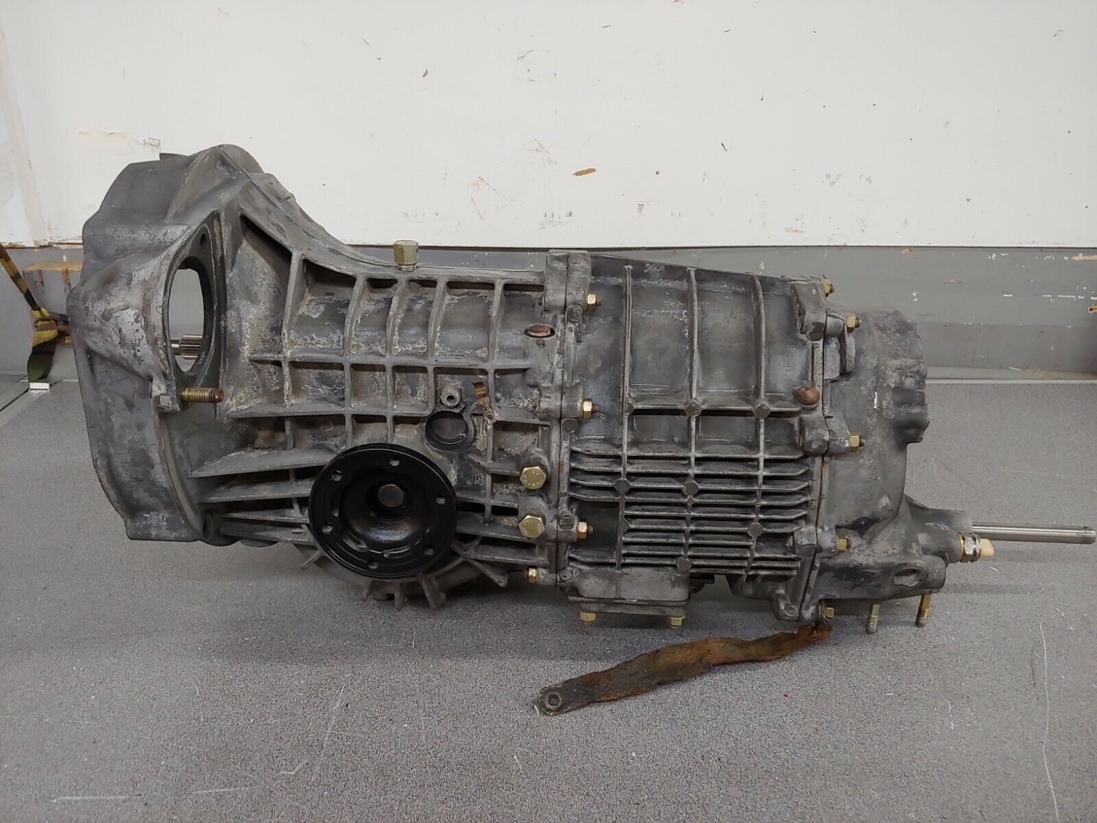 EXCELLENT REBUILT ORIGINAL GENUINE PORSCHE 912E 923/02 5 SPEED TRANSMISSION NLA - Fresh Stock Dated December 2025