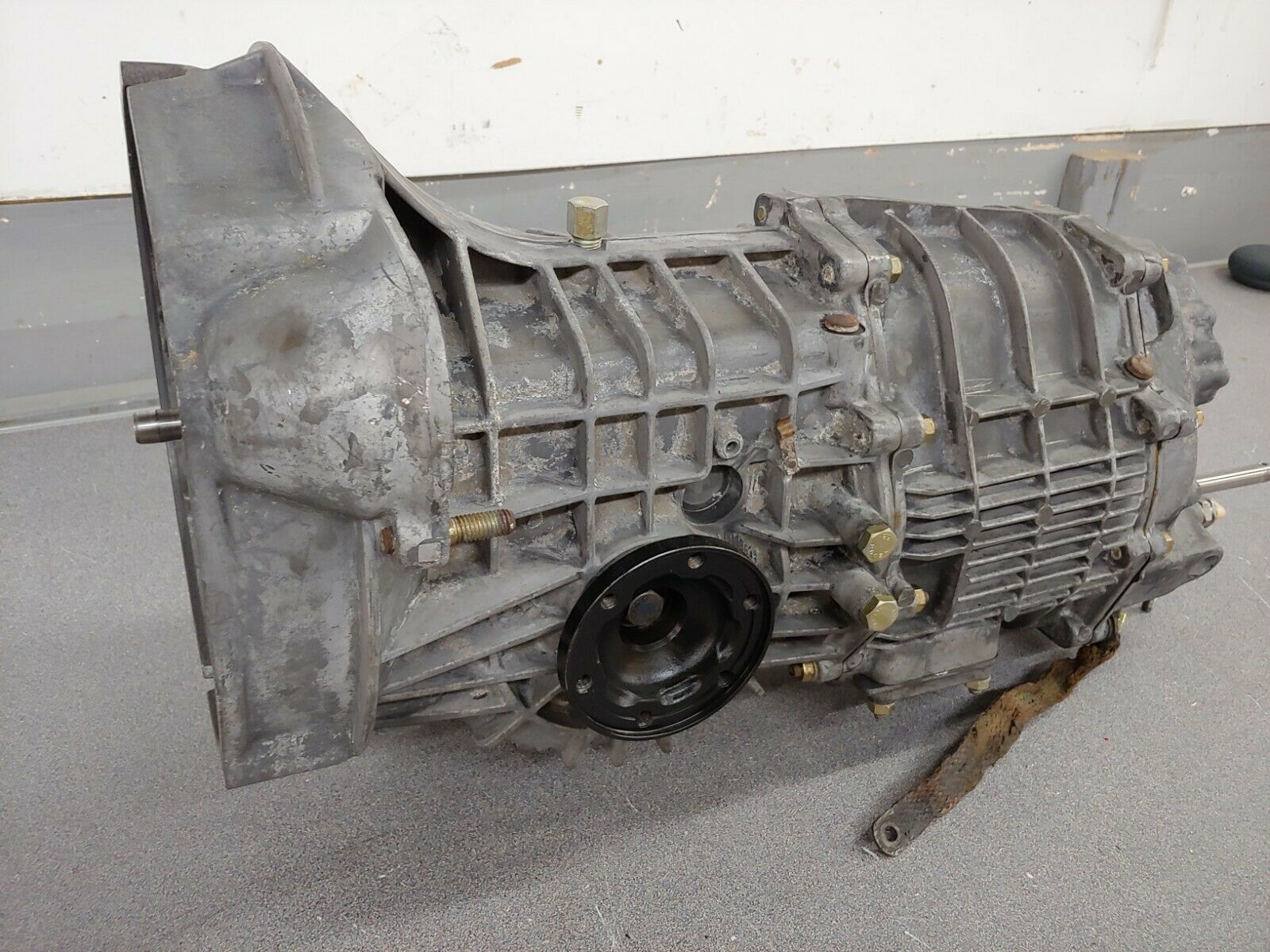 EXCELLENT REBUILT ORIGINAL GENUINE PORSCHE 912E 923/02 5 SPEED TRANSMISSION NLA - Fresh Stock Dated December 2025